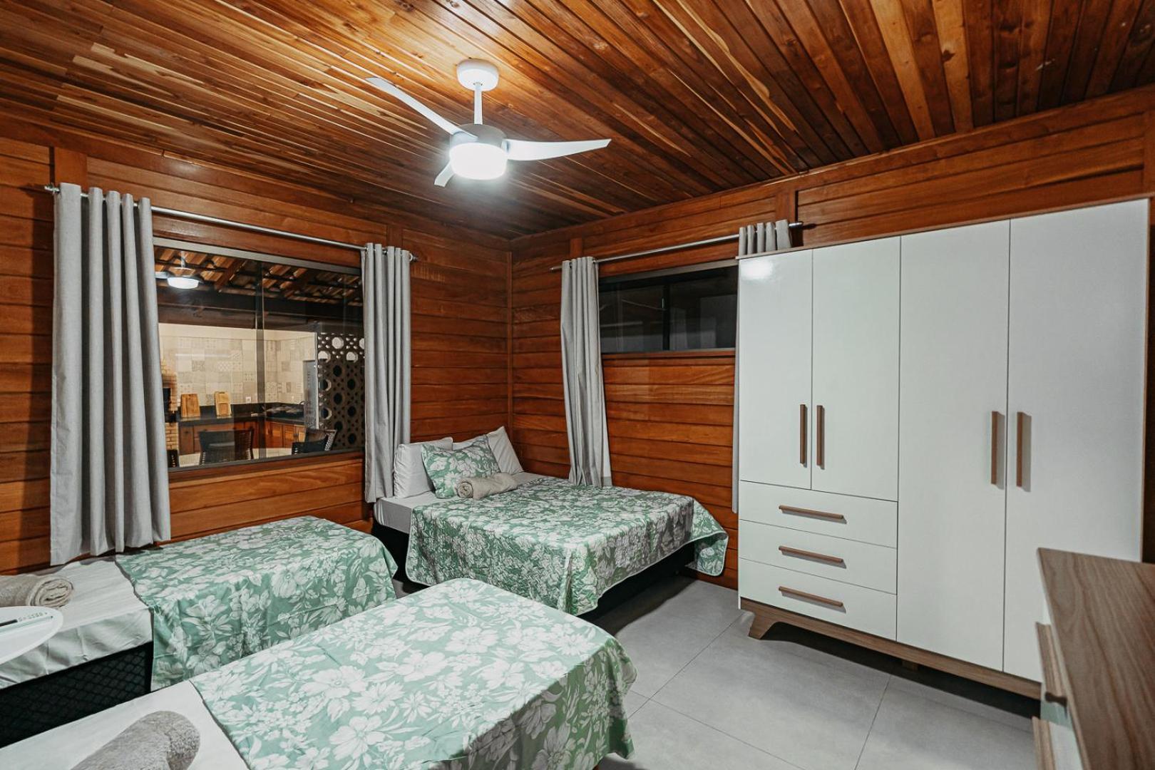 Casadecastelhanos: Beachfront Suites with Pool and Gourmet Kitchen Anchieta  Exterior photo