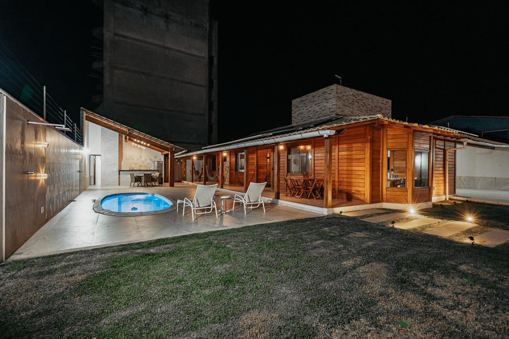 Casadecastelhanos: Beachfront Suites with Pool and Gourmet Kitchen Anchieta  Exterior photo